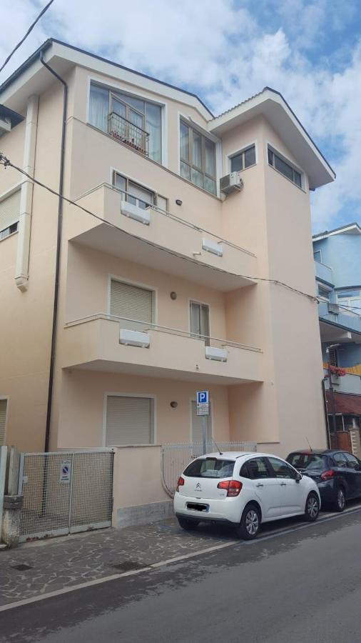 Apartamento La Casa Di Penelope Francavilla Al Mare Exterior foto